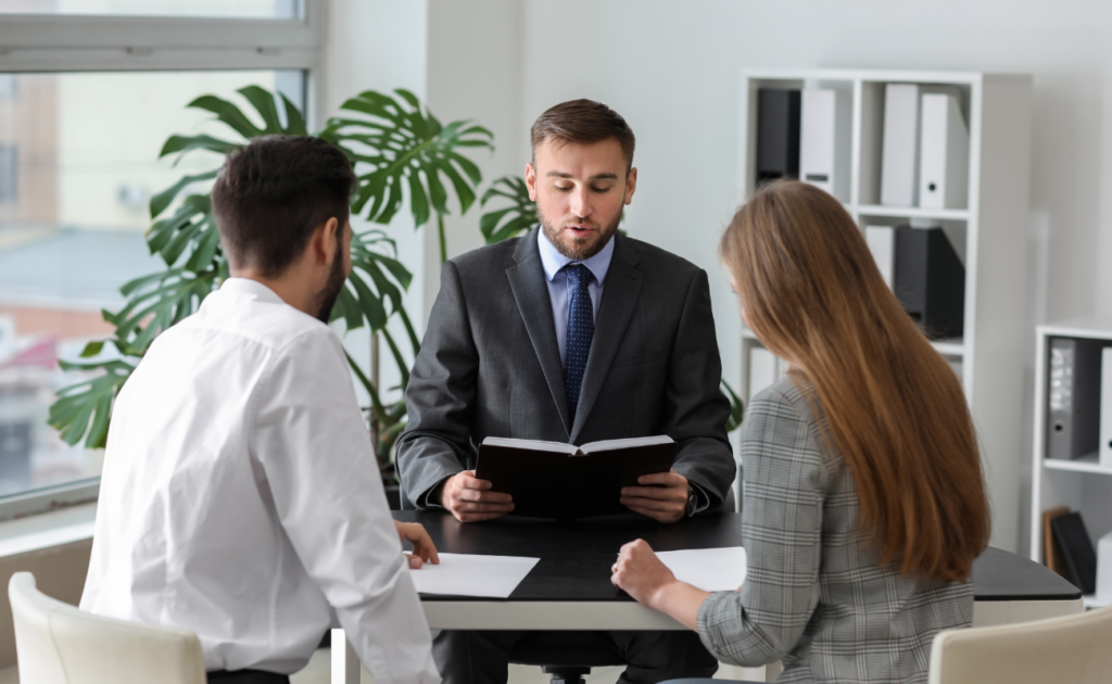 Choosing the Right Divorce Lawyer